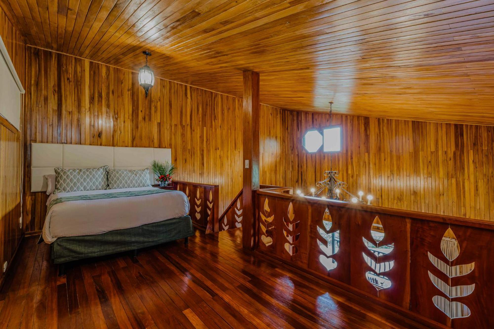 Hotel Heliconia - Monteverde Bagian luar foto