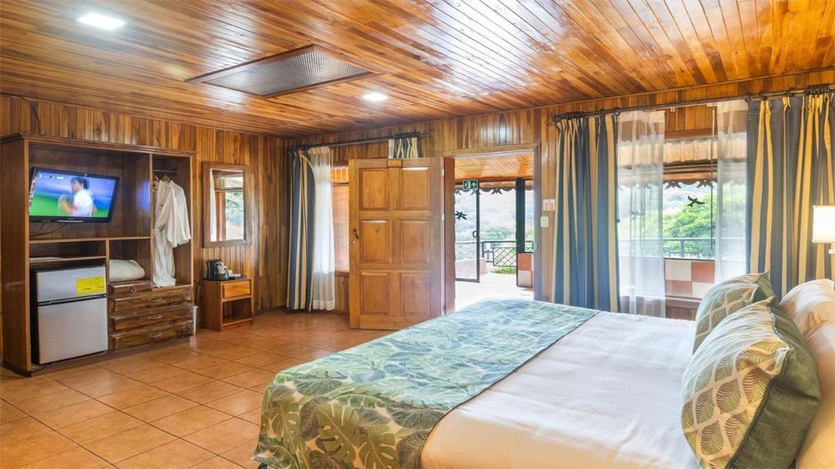 Hotel Heliconia - Monteverde Bagian luar foto