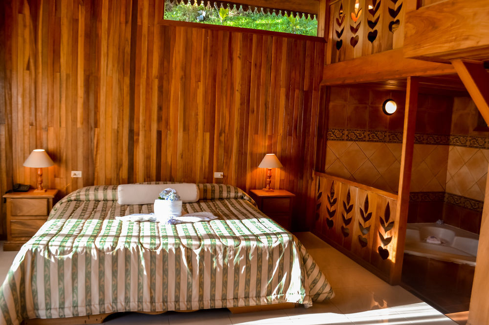 Hotel Heliconia - Monteverde Bagian luar foto
